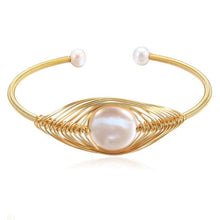 Load image into Gallery viewer, Pearl Bracelet Handmade Natural Pearl Shell Flower Adjustable Bracelet For Women Girl Gift Fine Jewelry Wedding