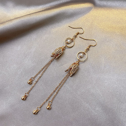 Super fairy wind chimes long tassel earrings female Korean Dongdaemun mosaic pearl niche dream design ear jewelry