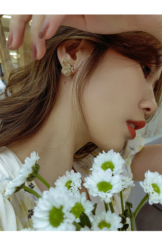 Small and exquisite three-dimensional butterfly earrings 2020 new girl heart earrings dream super fairy simple forest earrings