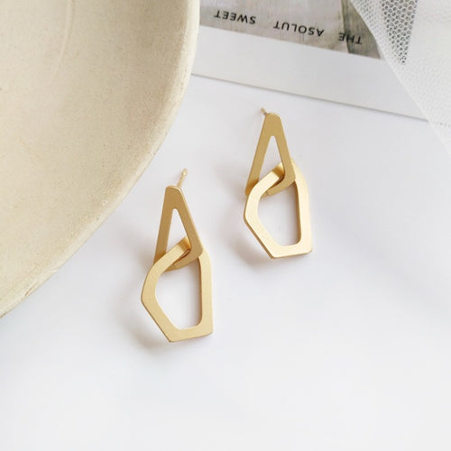 S925 silver needle Jane irregular triangle earrings metal temperament fashion wild earrings street shot eye-catching earrings female