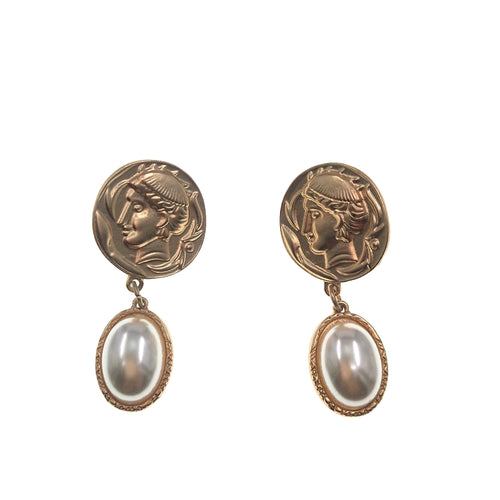 Europe, America, Japan and South Korea jewelry wild avant-garde street shoot people head net red earrings earrings earrings female