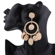 Load image into Gallery viewer, European and American personality simple fashion exaggerated earrings