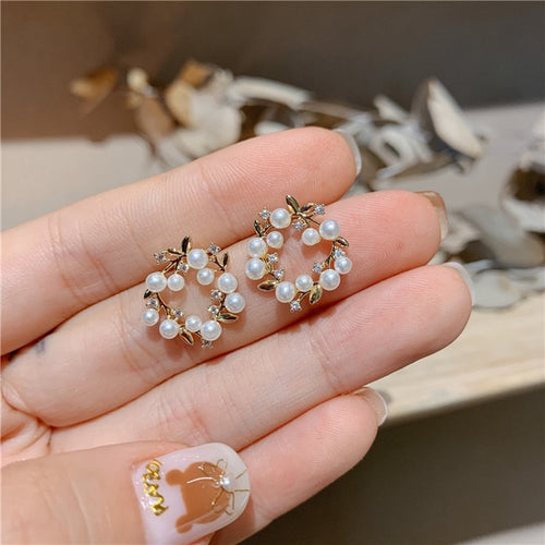 New Elegant Hollow Pearl Flower Sweet Circle Stud Earrings For Women Fashion Cute Party Bijoux  Jewelry Gifts